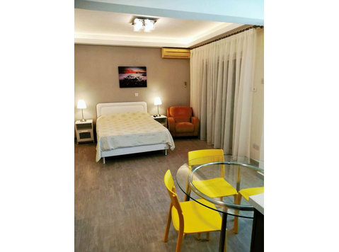 Fully Furnished studio apartment in the Agia Napa Area Of… - บ้าน