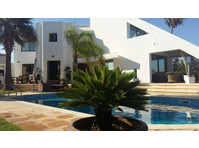 Lovely four bedroom villa in Ypsonas available for rent,… - Case