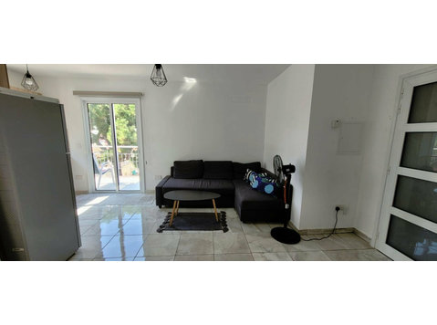 Lovely two bedroom apartment located in Agia Zoni area of… - Häuser