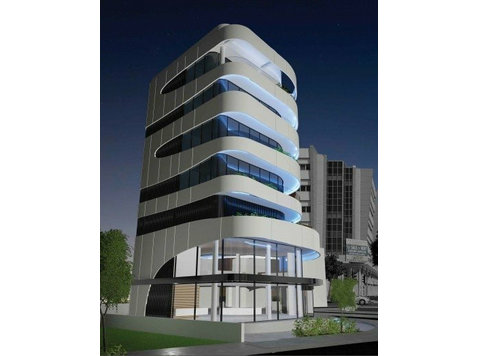 Modern sophisticated brand new commercial building… - Maisons