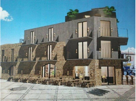 Nice building near Castle, Limassol Marina and Tepak… - Σπίτια