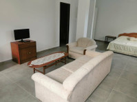 Nice studio apartment in Mesa Geitonia is available… - Häuser