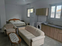 Nice studio apartment in Mesa Geitonia is available… - Häuser