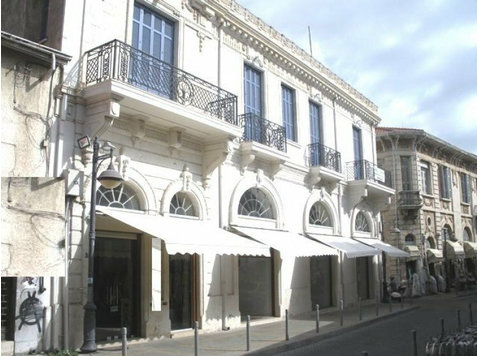One of the nicest historical buildings in Limassol in a… - Houses