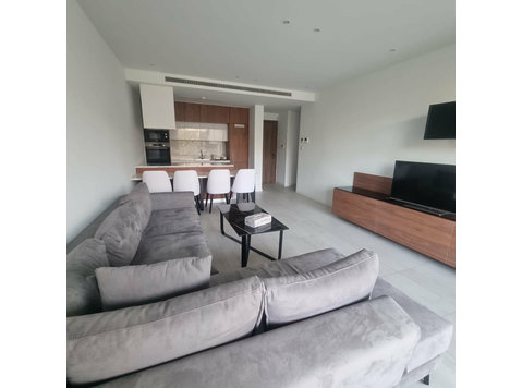 Outstanding quality.
Sea views, fully furnished to the… - Rumah
