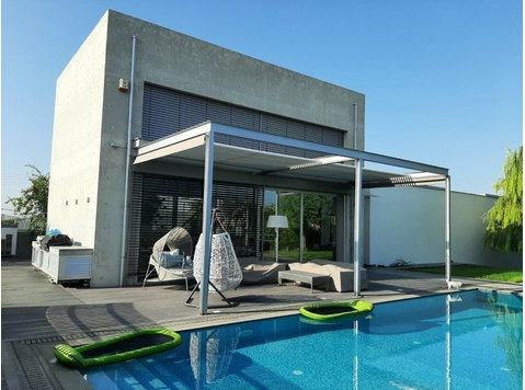 Stunning modern house now available in the Moni area of… - Къщи