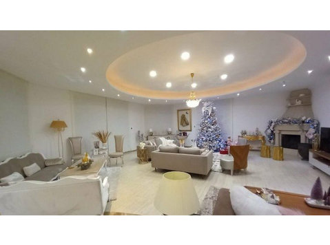 This is a fabulous fully furnished ,custom  built, seven… - Müstakil Evler