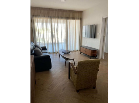 This lovely new building has a 2 bedroom fully furnished… - Müstakil Evler