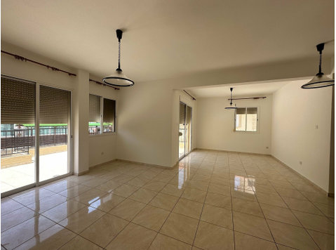 This well-appointed 3 bedroom Duplex upper house is in a… - Talot