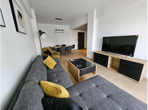 We are delighted to present this beautifully renovated and… - Müstakil Evler