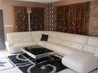Welcome to this stunning detached villa located in the… - Къщи