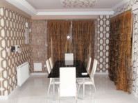 Welcome to this stunning detached villa located in the… - Къщи