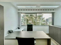 Office – 100sqm for rent, Agios Nikolas Area - Канцеларија / комерцијала