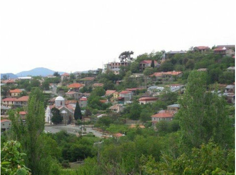 A Residential plot in Prodromos area in Limassol in  H3… - வீடுகள் 