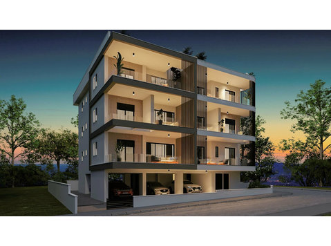 A brand new residential building located in Agios Nikolas… - Dom