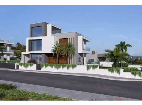 A lush new project of twelve luxurious villas, situated in… - Maisons