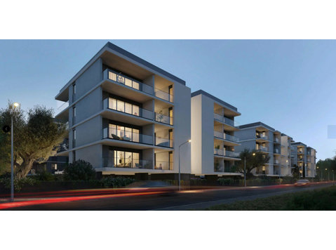 A new ultra-contemporary gated community consisting of six… - Hus