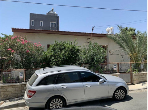 A nice old house in Agia Zoni area in Limassol. This… - منازل