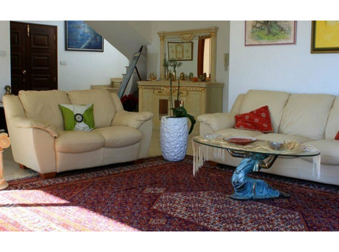 An exceptional 2 level four bedroom luxury villa in Potamos… - வீடுகள் 