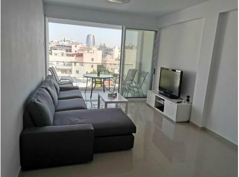 Beautiful two bedroom sea view apartment in Neapoli area of… - Rumah
