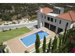 House Ayios Tychonas. Limassol-cyprus - Case