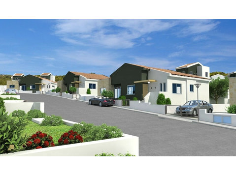 Ideally nestled on the highest hilltop of Pissouri village… - Rumah