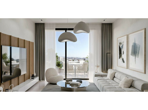 Located at an elevated location, nestled within beautiful… - Huizen
