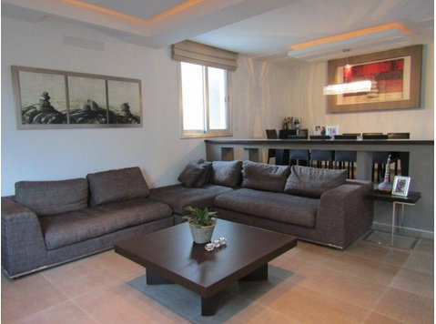 Lovely 4 bedroom contemporary residence for sale in the… - Houses