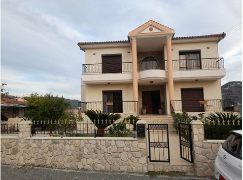 Luxury huge size villa build in 2379sqm land with amazing… - Majad