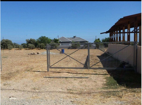 Nice huge plot 1338sqm  located in Ypsona area. The plot is… - Talot