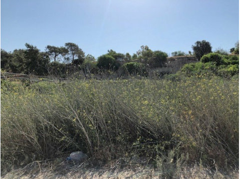 Residential land with size of 2276m2 in Moni village, close… -  	家