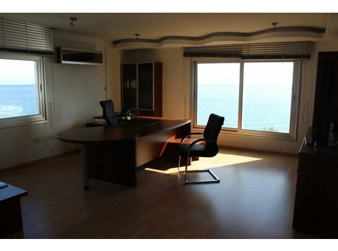 Sea Front apartment which can be used as offices is now… - Houses