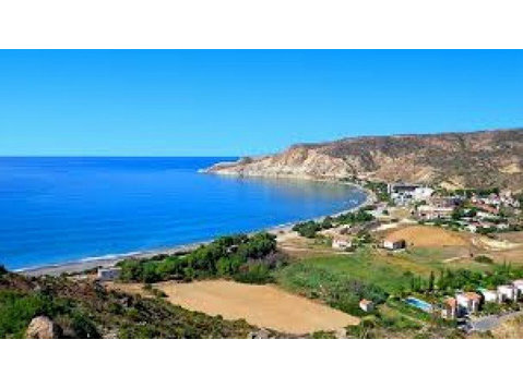 The land is located in the tourist area of Pissouri and is… - Houses
