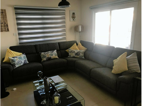 Two bedroom apartment located in Mesa Geitonia  is… - منازل