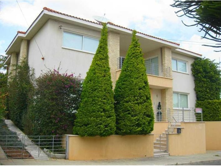 Villa limassol - בתים
