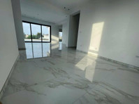 We are happy to present you this beautiful, brand new,… - Rumah