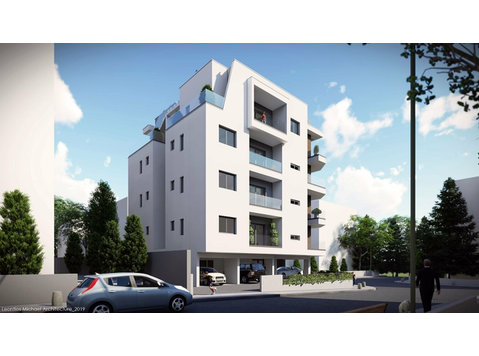 We are happy to present you this luxury, modern design,… - Huizen
