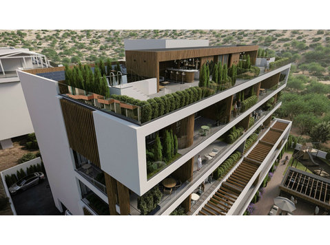 We are pleased to introduce this luxurious,… - Houses