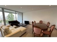 Luxurious and modern, three-bedroom apartment in Strovolos,… - گھر