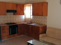 1 bedroom ground floor apartment, f/f and free internet  - Asunnot
