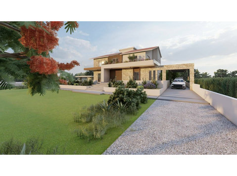 For rent large 2-story luxury Villa of 500 sq. meters with… - Maisons