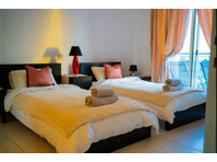 Looking for a beautiful sea view apartment in the land of… - 家