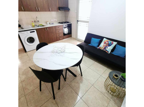 One bedroom apartment located in Chloraka, Paphos

A lovely… - בתים