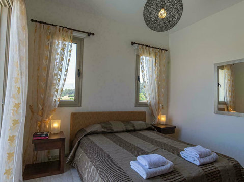 Sandy beach villa 3 bedroom in Polis - Houses