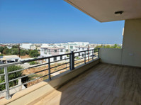 Spacious 5 bedroom apartment in Konia area, Paphos… - בתים