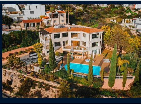 Stunning Property for rent in Tala - Paphos.This is a… - 주택