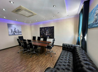 This office space is located in the centre of… - בתים