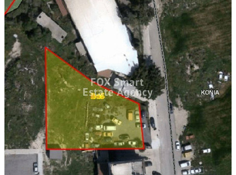 This plot is in the industrial zone and is located in the… - בתים