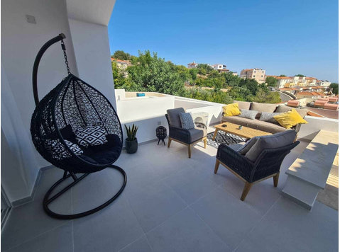 A charming 2 bed maisonette in upper Pegeia. 

The property… - Case
