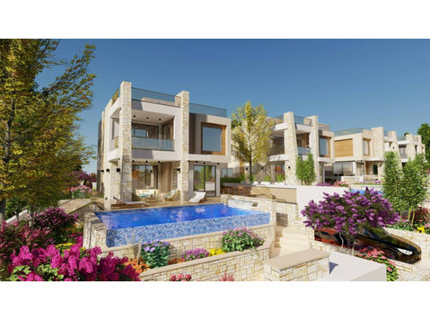 Five bedroom magnificent villa with a room at roof terrace… - Rumah